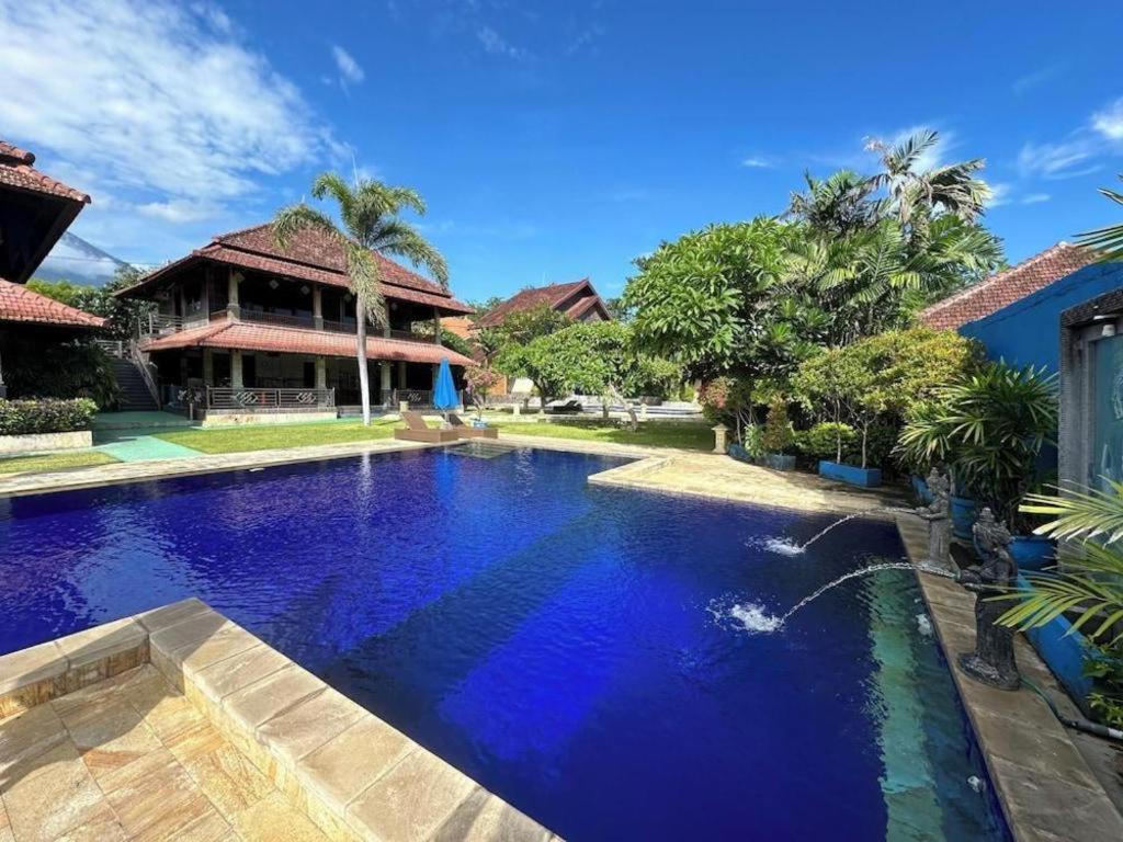 Tulamben Wreck Divers Resort & Restaurant Buitenkant foto